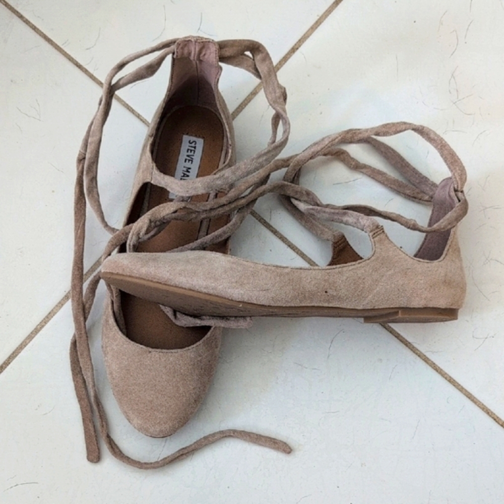 Steve Madden 8 Women's Taupe Lace-Up Flats - Picture 2 of 7